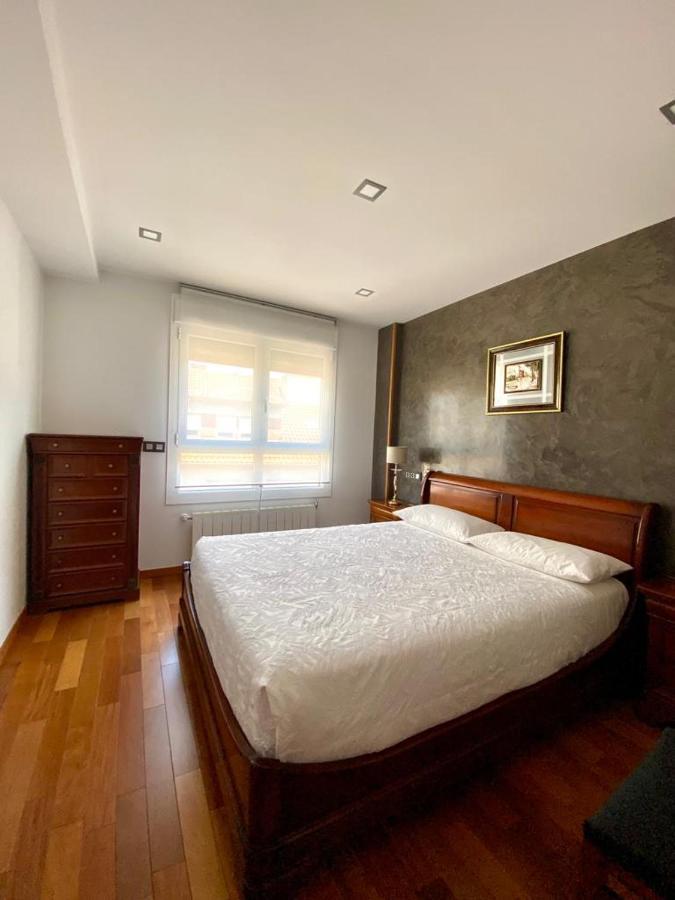 Grand Plaza Vega Apartment Burgos Luaran gambar